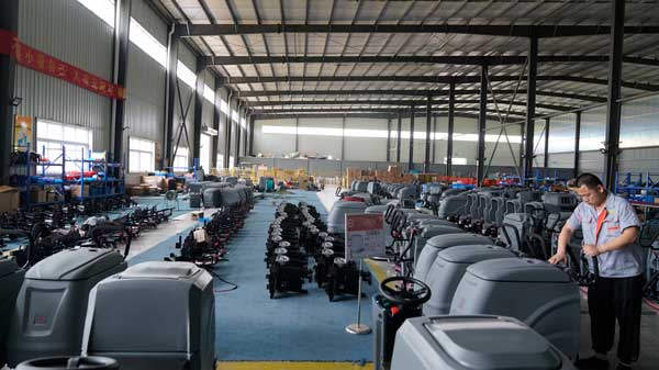 千錘百煉,鑄就揚(yáng)子品質(zhì)! 千錘百煉,鑄就揚(yáng)子品質(zhì)!