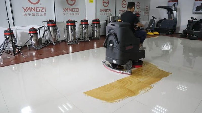 地板洗地機(jī)預(yù)防性維護(hù)技巧 地板洗地機(jī)預(yù)防性維護(hù)技巧