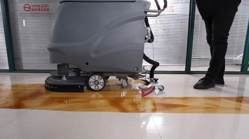 工業(yè)清潔機:維護(hù)和保養(yǎng)您的地板 工業(yè)清潔機:維護(hù)和保養(yǎng)您的地板