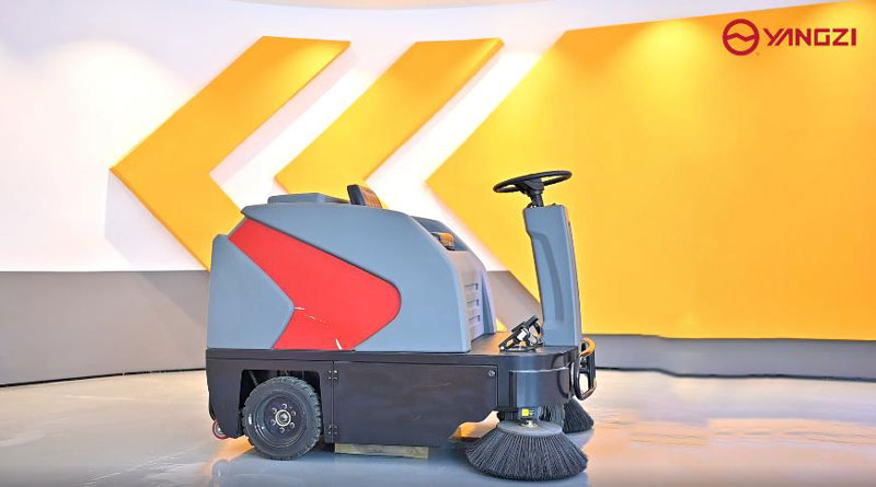 電動(dòng)洗掃車是如何正確操作的 電動(dòng)洗掃車是如何正確操作的