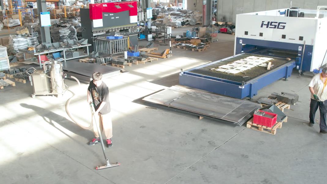 工業吸塵器:消除工業粉塵危害